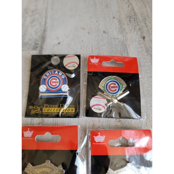 Chicago Cubs world champions Wrigley Field pin decor set collectible - Picture 5 of 7